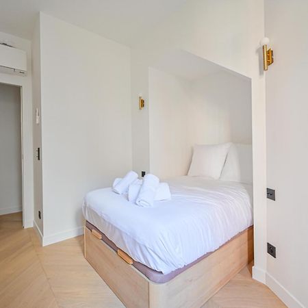 Sumptuous & Serene Parisian Flat Exteriér fotografie